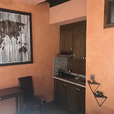 Domizia Apartamento *